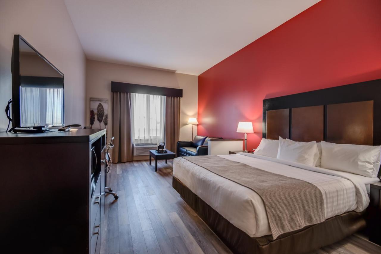 Econo Lodge Inn & Suites Saint Apollinaire Exterior foto